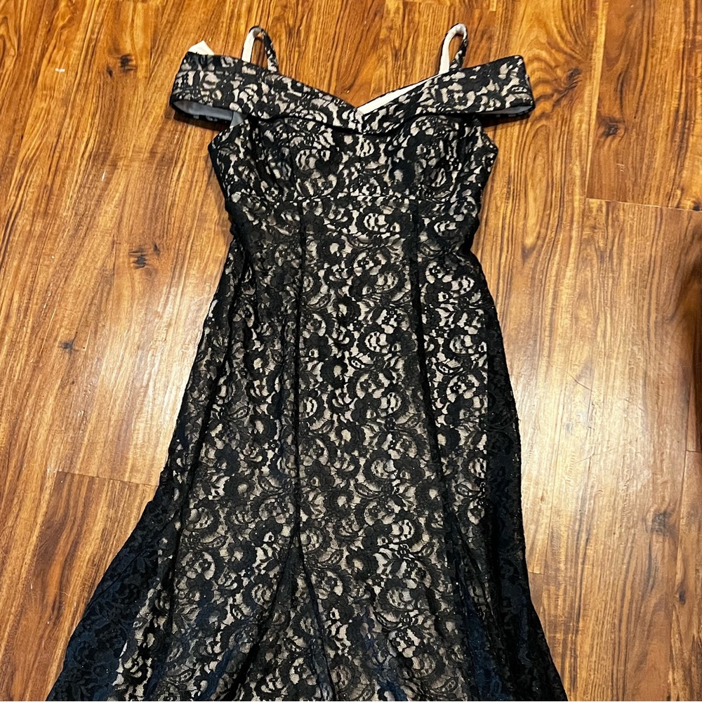 Stunning formal floor length lace gown